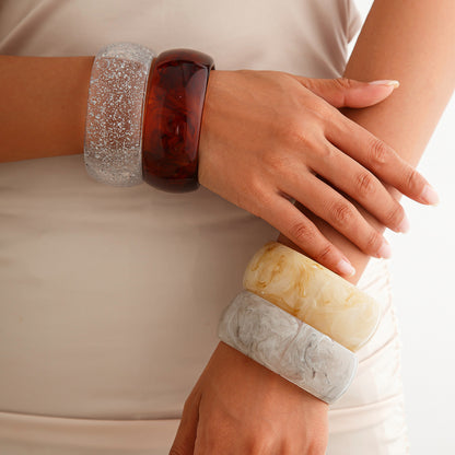 Artistic Retro Round Bracelet Wide Edition Blended Irregular Acrylic Bracelet for Women